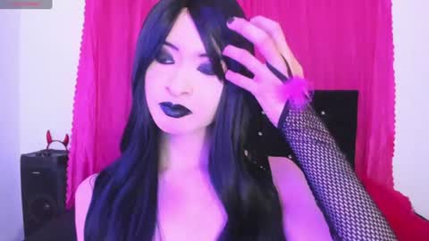 Natalie online show from July 24, 2026, 1:03 am