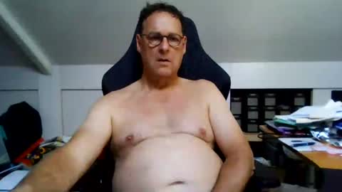 Dannyspoenk online show from July 27, 2026, 2:35 pm