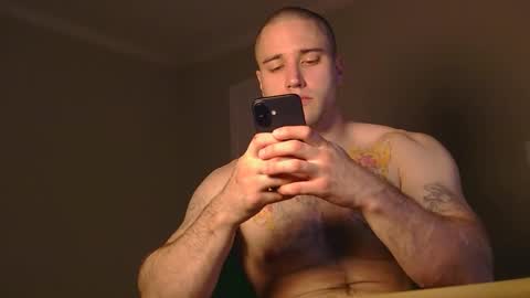 Snapshot of daddywassuppp4 chatting on May 27, 2026, 4:04 pm Jon online show from May 27, 2026, 4:04 pm