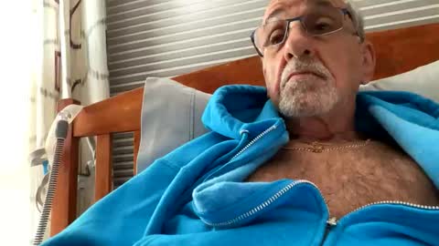daddyweis online show from June 6, 2026, 3:44 am
