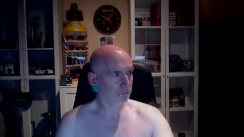 dadyscam online show from July 19, 2026, 6:50 am