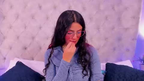dafne_bss online show from July 24, 2026, 6:44 am