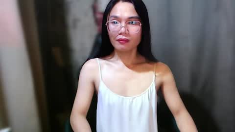Snapshot of dailylush chatting on July 24, 2026, 8:40 pm Kim online show from July 24, 2026, 8:40 pm