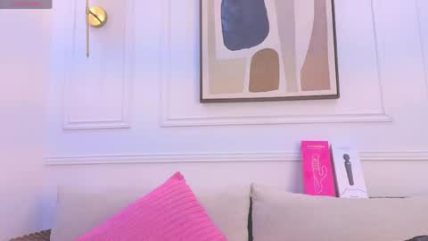 Snapshot of daisy_price chatting on June 5, 2026, 10:43 am Daisy Price online show from June 5, 2026, 10:43 am