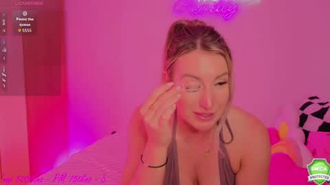 DaisyDeliciousxx online show from May 11, 2026, 7:44 pm