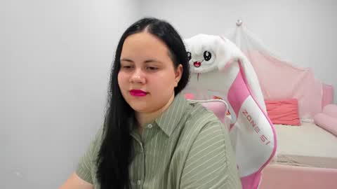 Snapshot of daisyharts chatting on July 1, 2026, 5:20 am DaisyHarts online show from July 1, 2026, 5:20 am