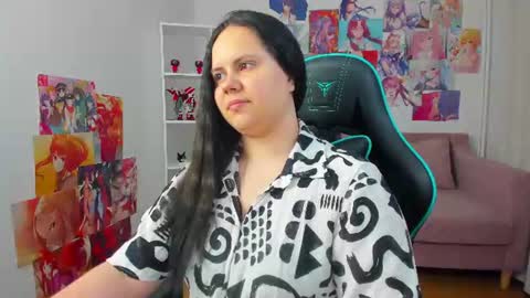 Snapshot of daisyharts chatting on July 8, 2026, 5:34 am DaisyHarts online show from July 8, 2026, 5:34 am