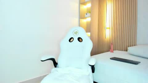 Snapshot of dalila_sette chatting on April 25, 2026, 1:41 pm dalila sette online show from April 25, 2026, 1:41 pm
