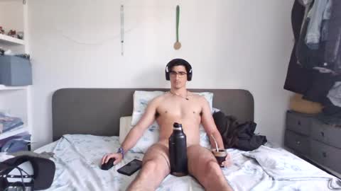 dami_mad_ online show from June 13, 2026, 3:10 pm