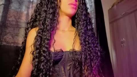 Snapshot of damian_n_lissa chatting on June 20, 2026, 7:38 pm damian_n_lissa online show from June 20, 2026, 7:38 pm