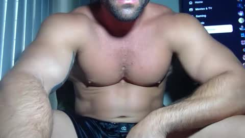 Snapshot of damnimhandsome25 chatting on May 27, 2026, 9:12 pm Clyde online show from May 27, 2026, 9:12 pm