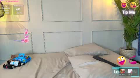danibell_sweet online show from June 9, 2026, 7:47 pm