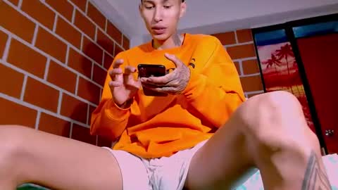 daniel_deluxx online show from July 7, 2026, 12:57 am