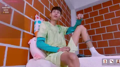 daniel_deluxx online show from July 11, 2026, 10:29 am