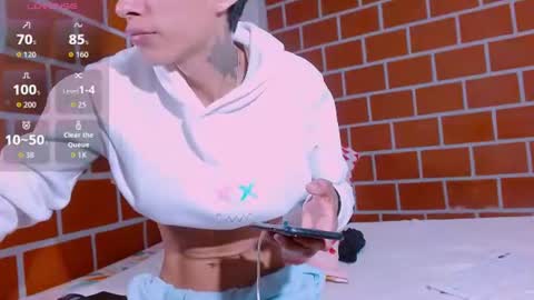 daniel_deluxx online show from July 16, 2026, 1:22 am
