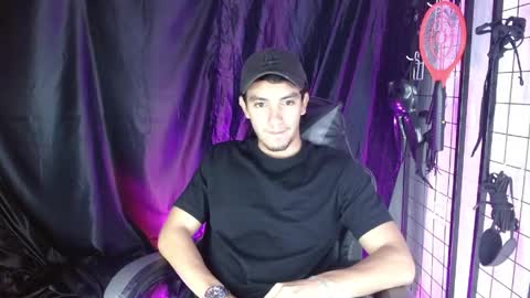 Snapshot of dante_18cm chatting on May 7, 2026, 12:27 am Dante online show from May 7, 2026, 12:27 am