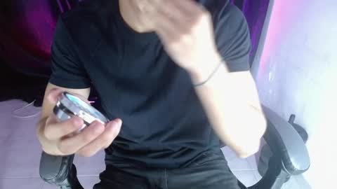 Snapshot of dante_18cm chatting on May 11, 2026, 12:38 am Dante online show from May 11, 2026, 12:38 am