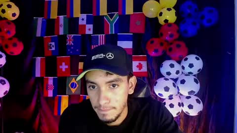 Snapshot of dante_18cm chatting on June 29, 2026, 12:39 am Dante online show from June 29, 2026, 12:39 am