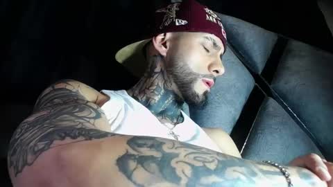 Snapshot of dante_d_angelo_ chatting on May 13, 2026, 6:44 am dante_d_angelo_ online show from May 13, 2026, 6:44 am