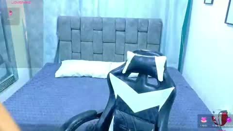 Snapshot of dante_kent chatting on April 18, 2026, 7:58 pm DANTE KENT online show from April 18, 2026, 7:58 pm