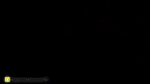 daphnedixon online show from November 21, 2025, 6:34 am