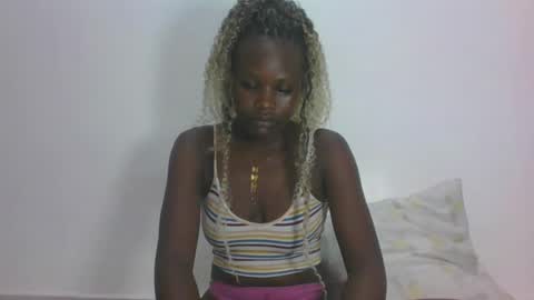 ESTHER online show from July 8, 2026, 11:48 am