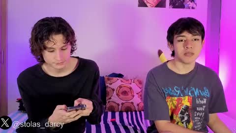 Snapshot of darcy_and_stolas chatting on April 20, 2026, 9:27 pm darcy_and_stolas online show from April 20, 2026, 9:27 pm
