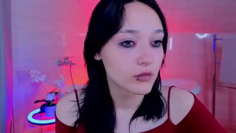 Snapshot of darcyblackwood chatting on June 17, 2026, 1:19 am Darcy online show from June 17, 2026, 1:19 am