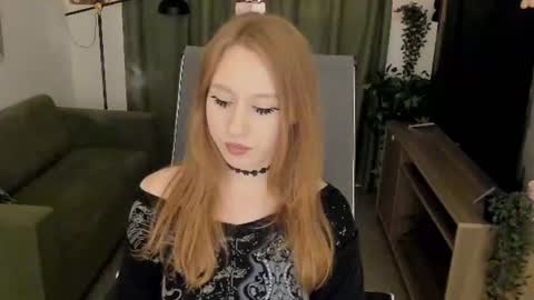 Daria Tate online show from July 4, 2026, 5:52 pm