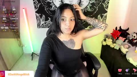 Snapshot of dark_angel_ink_ chatting on June 6, 2026, 9:08 pm LUISA online show from June 6, 2026, 9:08 pm