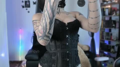 Dafne online show from June 7, 2026, 1:54 am