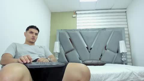 david_victoriaa online show from July 14, 2026, 1:06 pm