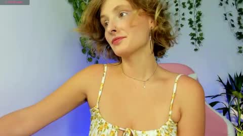 dayna_sunset online show from June 1, 2026, 3:19 am