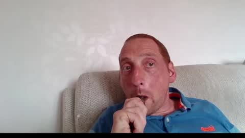 Snapshot of dazza2574 chatting on July 25, 2026, 2:25 pm dazza2574 online show from July 25, 2026, 2:25 pm