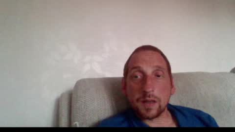 Snapshot of dazza2574 chatting on August 5, 2026, 7:28 pm dazza2574 online show from August 5, 2026, 7:28 pm