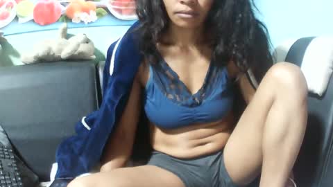 DebbieRiseX online show from June 14, 2026, 3:08 am