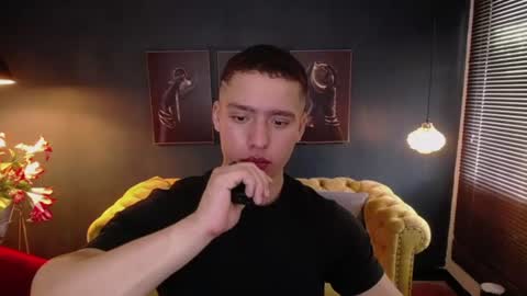 Snapshot of deivid_parker chatting on June 19, 2026, 1:37 pm Deivid online show from June 19, 2026, 1:37 pm
