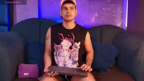 derek_voss online show from July 11, 2026, 1:14 pm