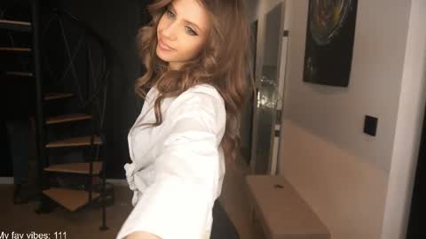 dianastar18 online show from April 26, 2026, 11:13 pm