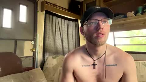 Snapshot of dilf_96 chatting on May 18, 2026, 4:57 pm Daddy online show from May 18, 2026, 4:57 pm