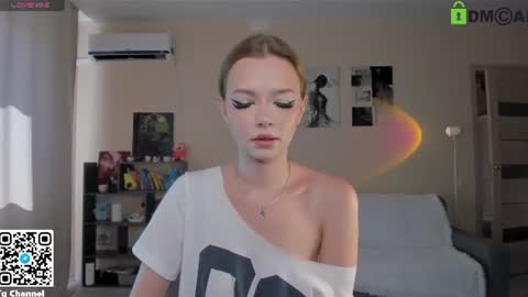 Jessie online show from July 4, 2026, 4:18 am