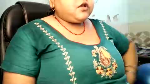dipa2345569393 online show from July 26, 2026, 2:46 pm