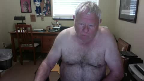 Snapshot of dirtrider195080438 chatting on July 1, 2026, 4:40 pm dirtrider195080438 online show from July 1, 2026, 4:40 pm