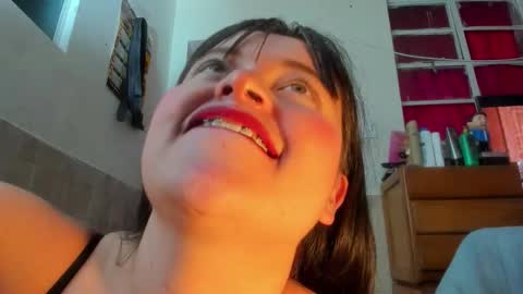 Snapshot of divine_emma chatting on October 11, 2025, 4:16 pm divine_emma online show from October 11, 2025, 4:16 pm