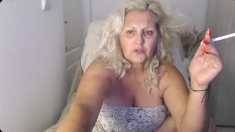 Alexxa online show from July 17, 2026, 11:09 pm