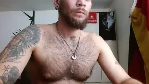 Logan - INDEPENDET MODEL online show from June 16, 2026, 7:27 pm