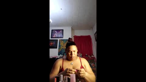 Snapshot of domtstopgal chatting on June 8, 2026, 2:01 am domtstopgal online show from June 8, 2026, 2:01 am