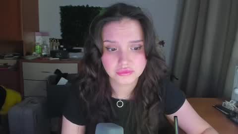 Snapshot of doracharmer chatting on July 11, 2026, 6:43 pm Dora Charmer online show from July 11, 2026, 6:43 pm