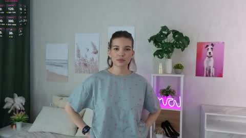 Snapshot of dorarindels chatting on April 1, 2026, 12:44 am Kiki online show from April 1, 2026, 12:44 am