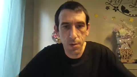 Snapshot of dreamguy38 chatting on November 5, 2025, 8:14 am dreamguy38 online show from November 5, 2025, 8:14 am